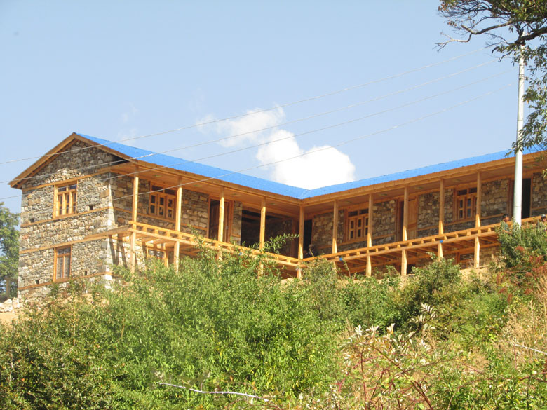 Nepal Schulgebäude im Bau